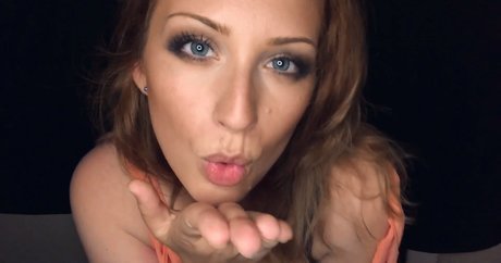 JJ ASMR OnlyFans-Rezensionen