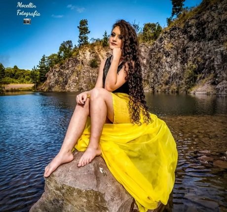 Friend s Pretty Feet Nacktpornos auf OnlyFans