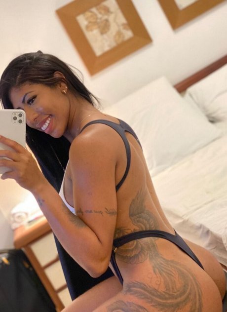 Julha Souza Bilder OnlyFans