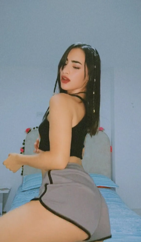 YulenyGz OnlyFans Leak