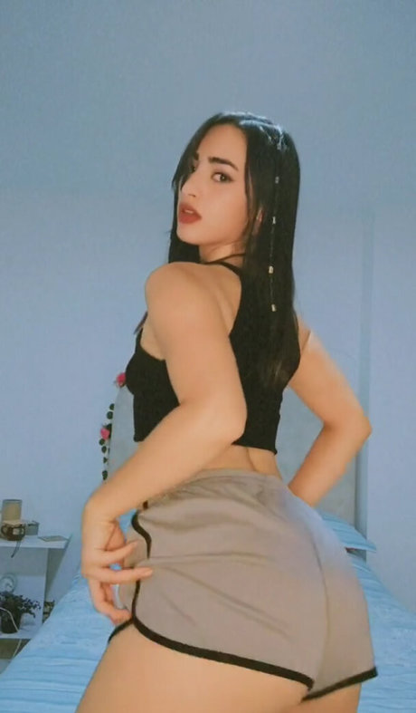 YulenyGz OnlyFans-Rezensionen