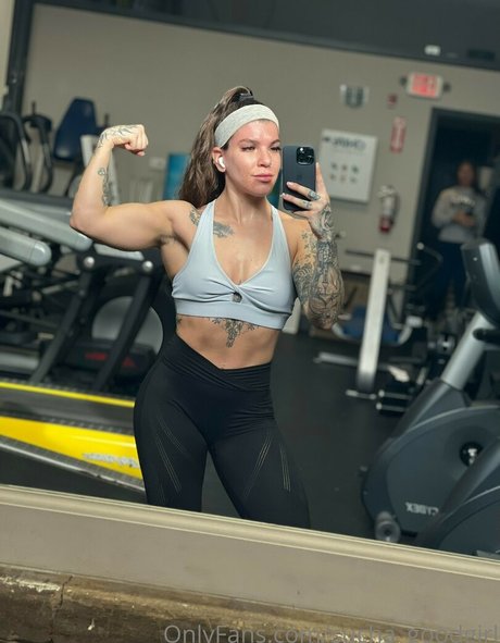 asiatischer star onlyfans heiß nackt Teaser