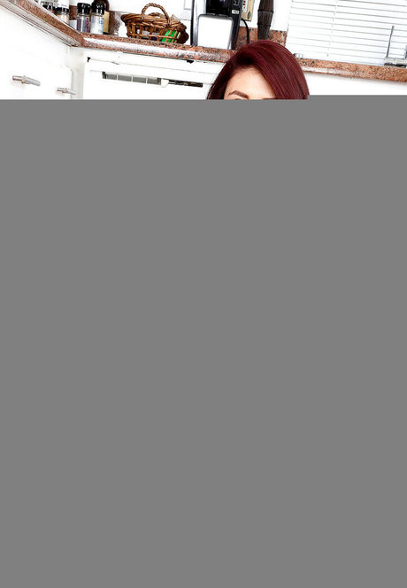 Kara Faux OnlyFans schlank