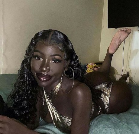 Cyn Kaine Nacktbilder von OnlyFans