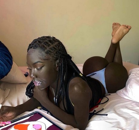 Cyn Kaine Sexy OnlyFans