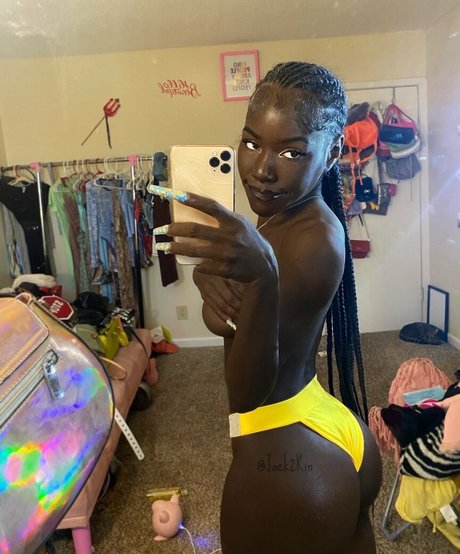 Cyn Kaine OnlyFans OnlyFans