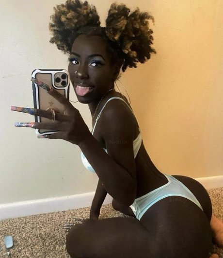 Cyn Kaine Nackt OnlyFans