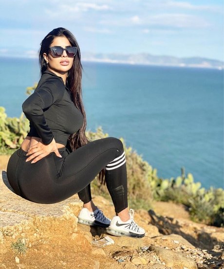 Amira Mounir Srarfi OnlyFans-Creator