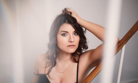 Eleonore Costes OnlyFans Inhaltstyp