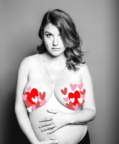 Eleonore Costes OnlyFans Nacktbilder