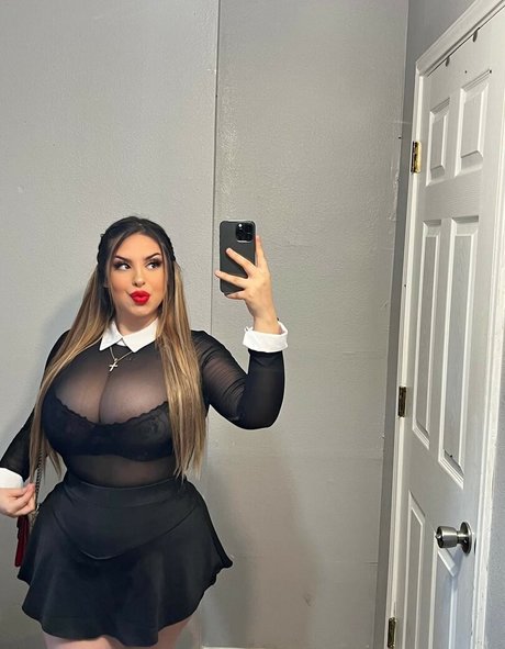 Daniela Ehimy OnlyFans-Model