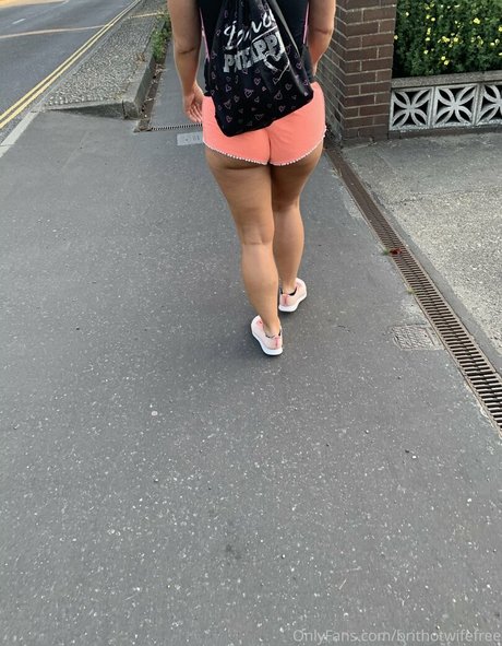 ukhotwife Nacktbilder von OnlyFans geleakt