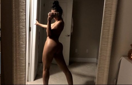 Lola Anne OnlyFans-Inhalte