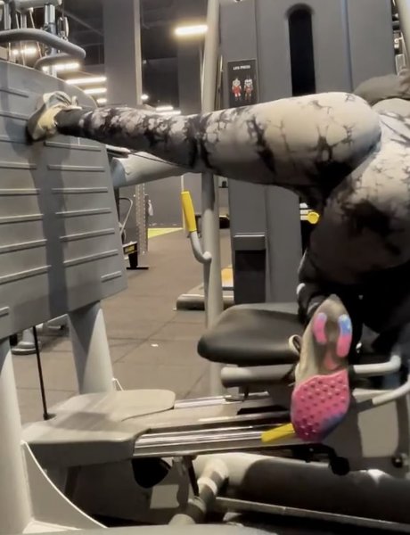 Akirayass OnlyFans Sextape