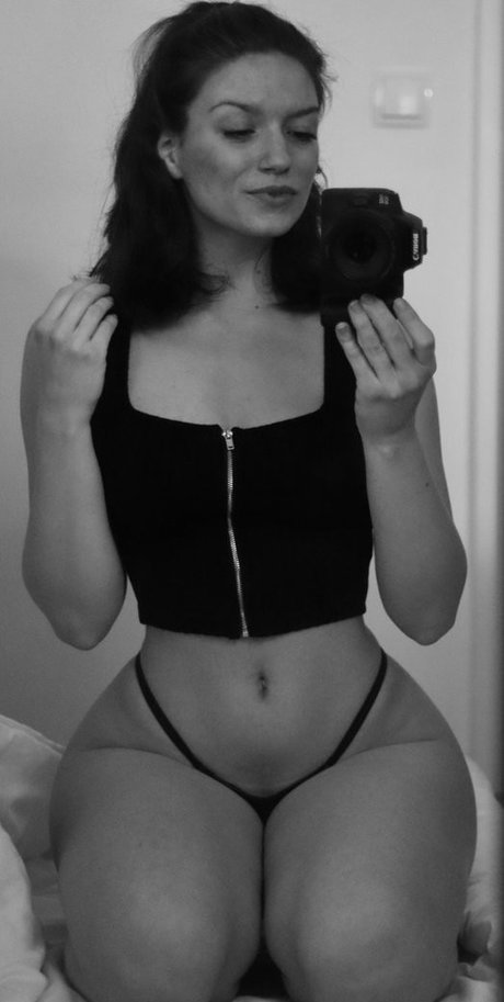 Cjella Nacktbilder von OnlyFans