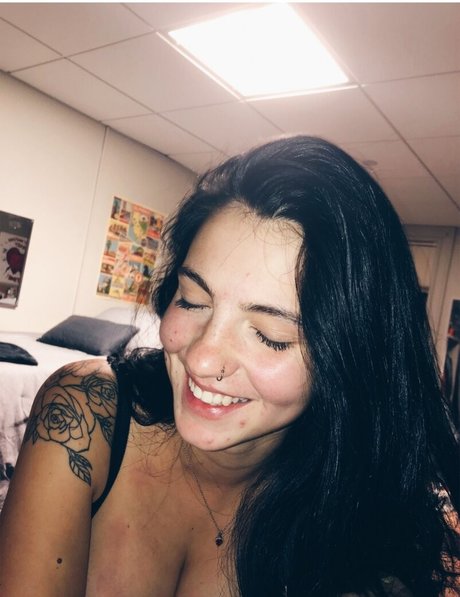 Noah Ivy OnlyFans Nacktbilder