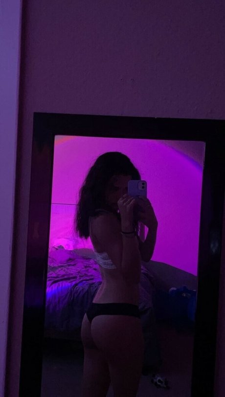 wuvelizabeth Strip OnlyFans