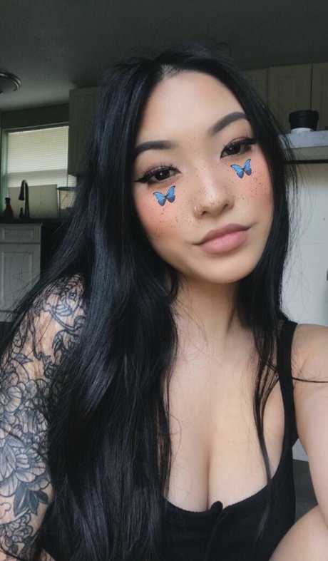 Evedesu OnlyFans Model Fotos