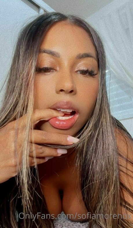 sofiamorenox OnlyFans Leaks