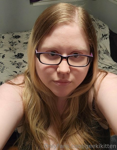 geekikitten OnlyFans geleakter Pornografie