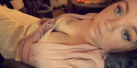 spoiledqueen180 OnlyFans Inhalte