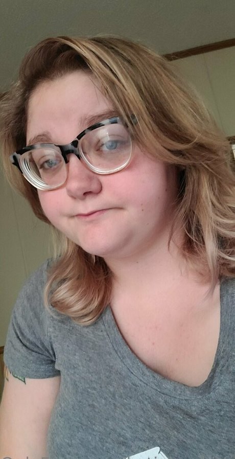 katiebugkitty122 OnlyFans-Sex