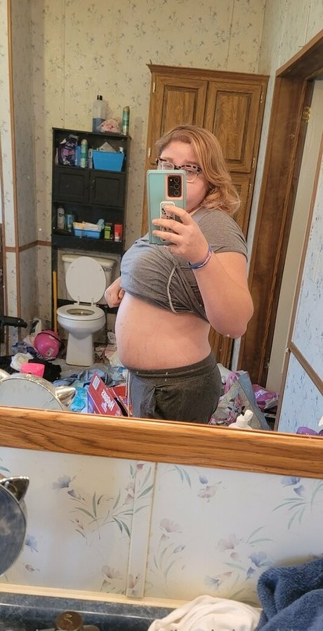 katiebugkitty122 NurlyFans-Pornos