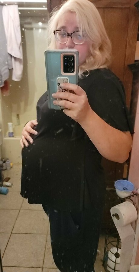 katiebugkitty122 OnlyFans Leaks