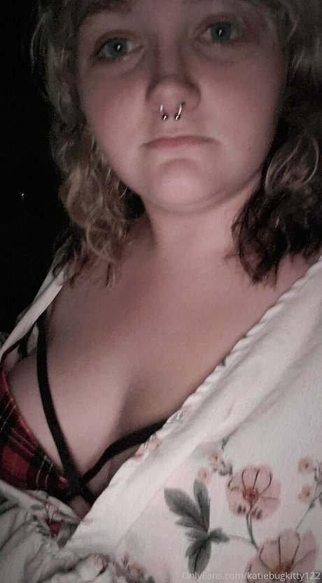 katiebugkitty122 Nacktbilder auf OnlyFans