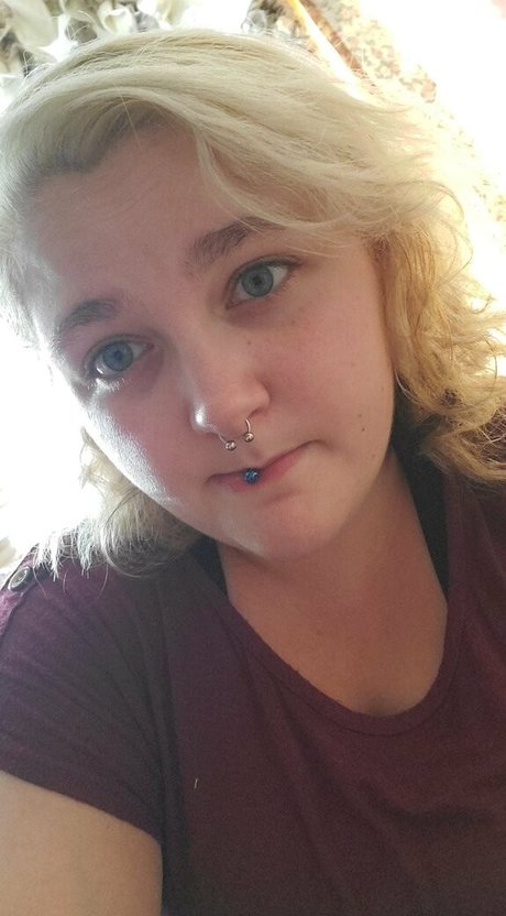 katiebugkitty122 OnlyFans gratis