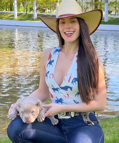 Geandra Bazzanella OnlyFans nackt