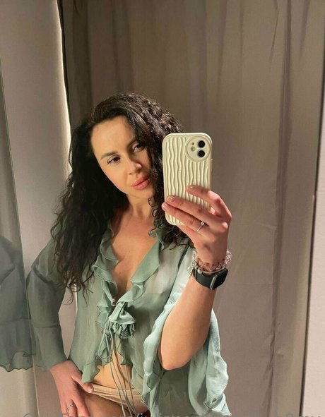 juliana insanely h0rny Profilbild