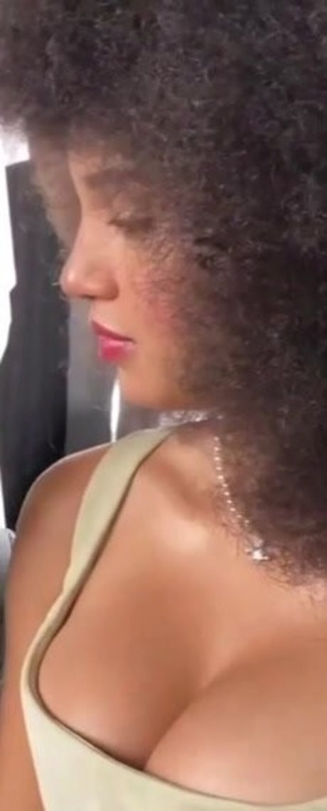 Sofia Wylie OnlyFans-Sex