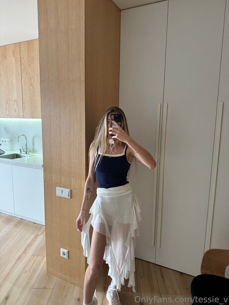 tessie v OnlyFans