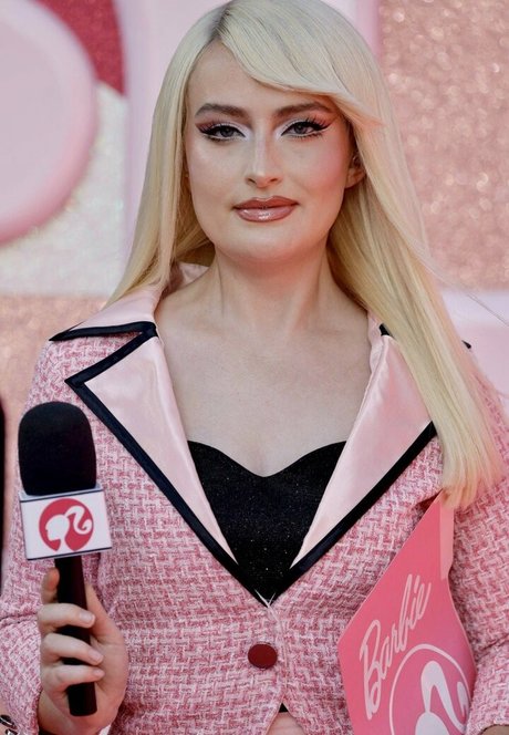 Amelia Dimoldenberg Leaked OnlyFans Fotos