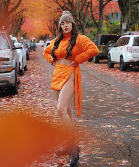 Christa Brittany Allen Nackt