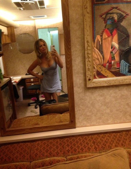 Kaley Cuoco OnlyFans