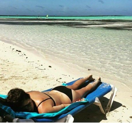 Shelley Hennig OnlyFans Sex Leaks