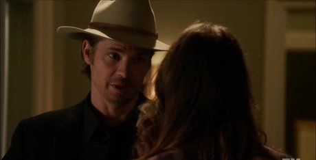 Shelley Hennig Nacktbilder geleakt OnlyFans Aufgedeckt