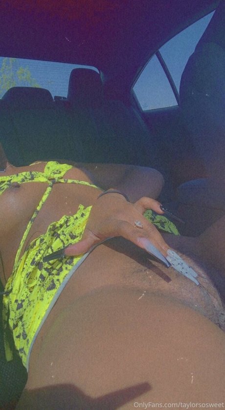 itstaylor official NurlyFans-Pornoleaks