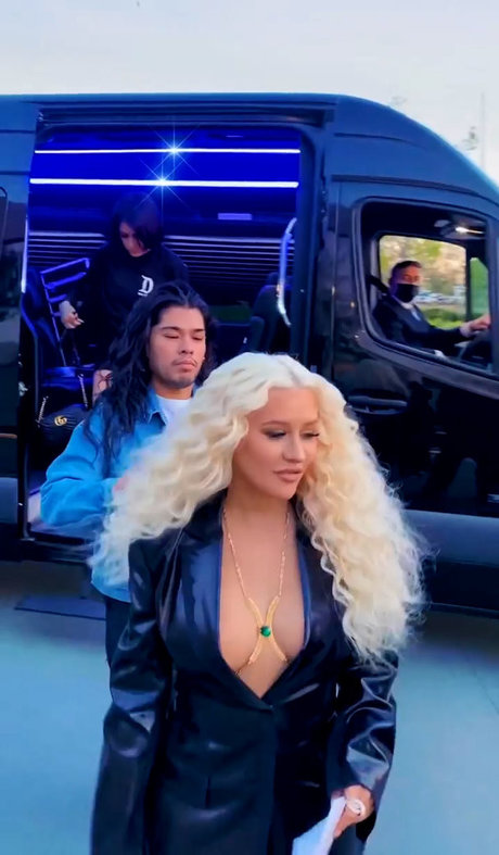 Christina Aguilera Nacktpornos auf OnlyFans