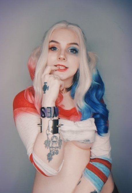 SunKan__21 OnlyFans Bilder