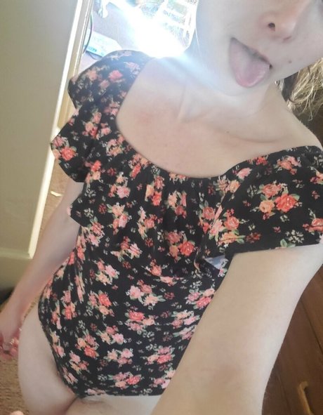 kinkymorganteafree OnlyFans-Bilder