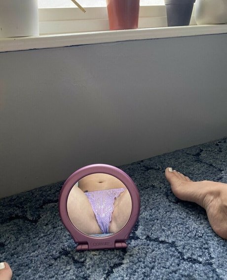 lavenderalien Nackt auf OnlyFans Leak