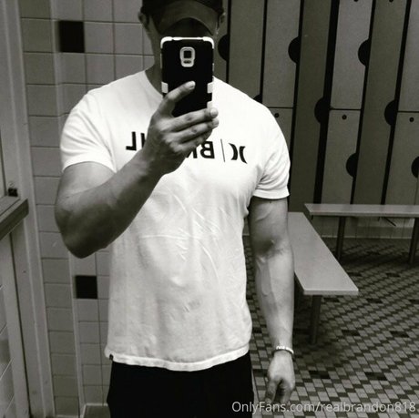 realbrandon818 Leaked OnlyFans Nacktbilder