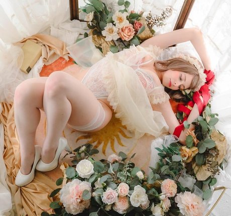 Yuriko Tiger OnlyFans Striptease