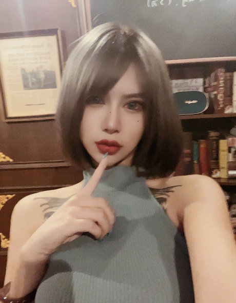 Deer white Bilder OnlyFans