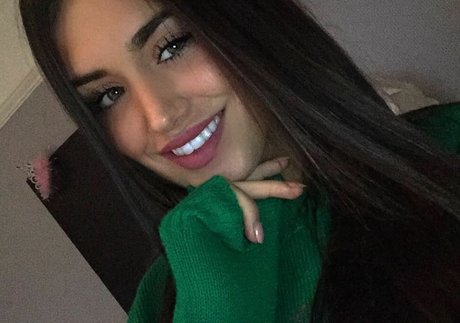 Clelia Theodorou Füße OnlyFans