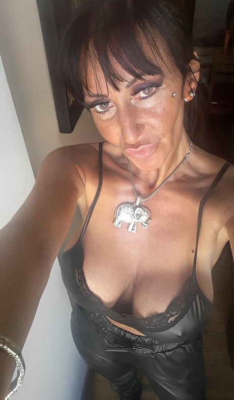 Marina Salazar OnlyFans geleakt