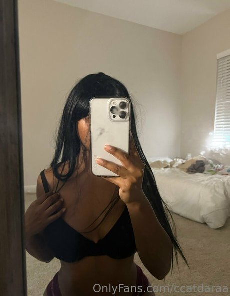 llalalinaa OnlyFans Striptease